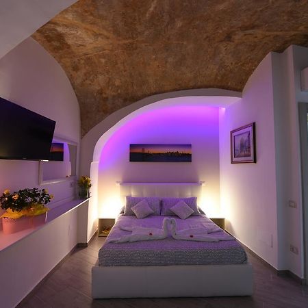 Petros Room Camere Salerno Exterior foto