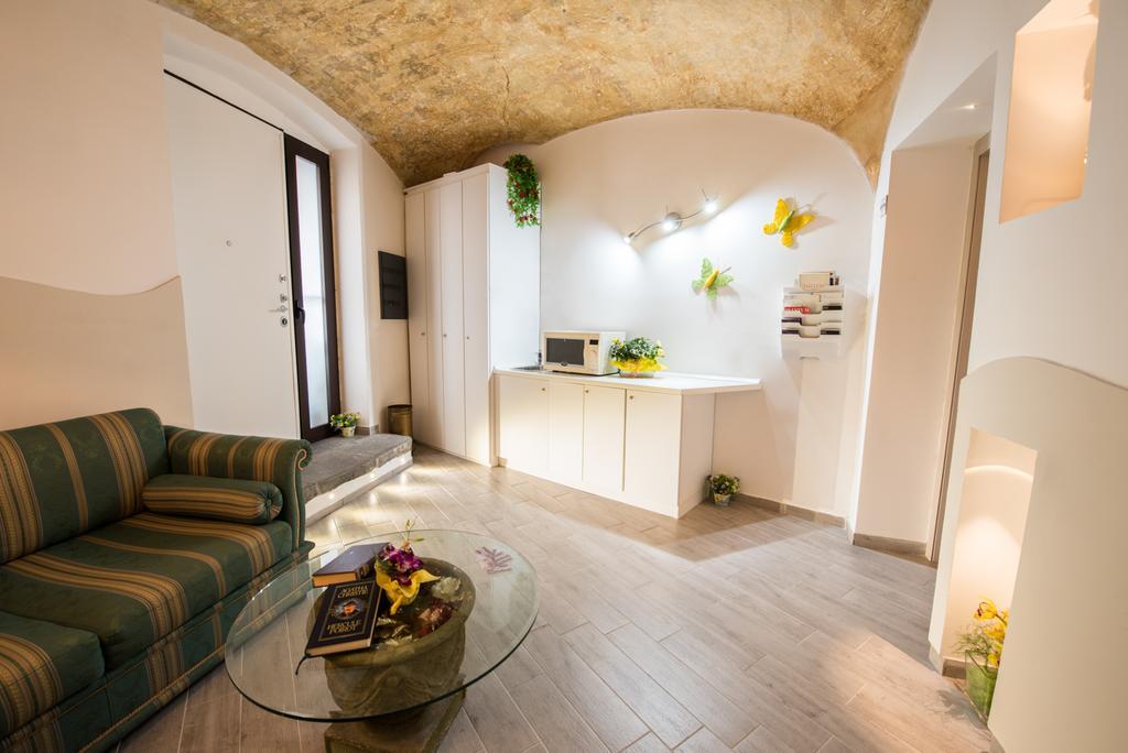 Petros Room Camere Salerno Exterior foto
