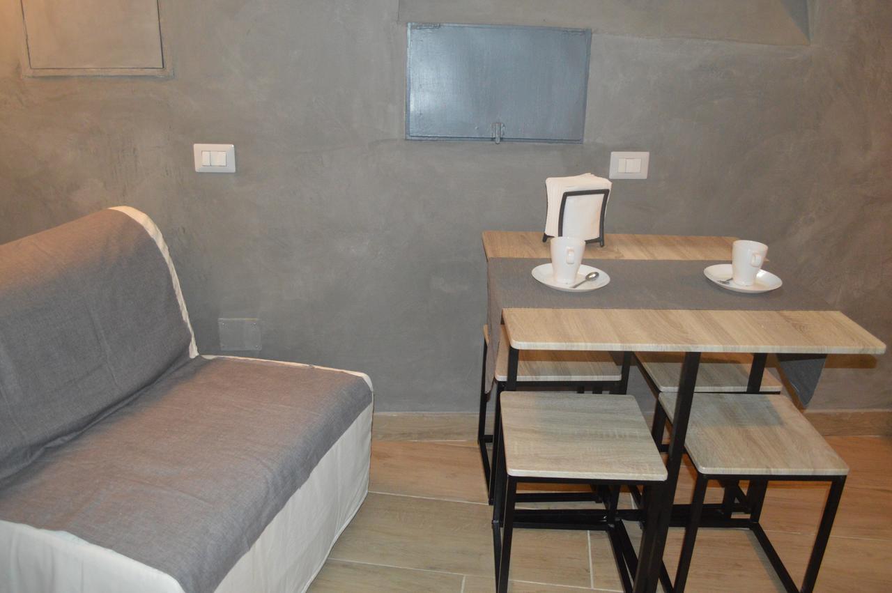 Petros Room Camere Salerno Exterior foto