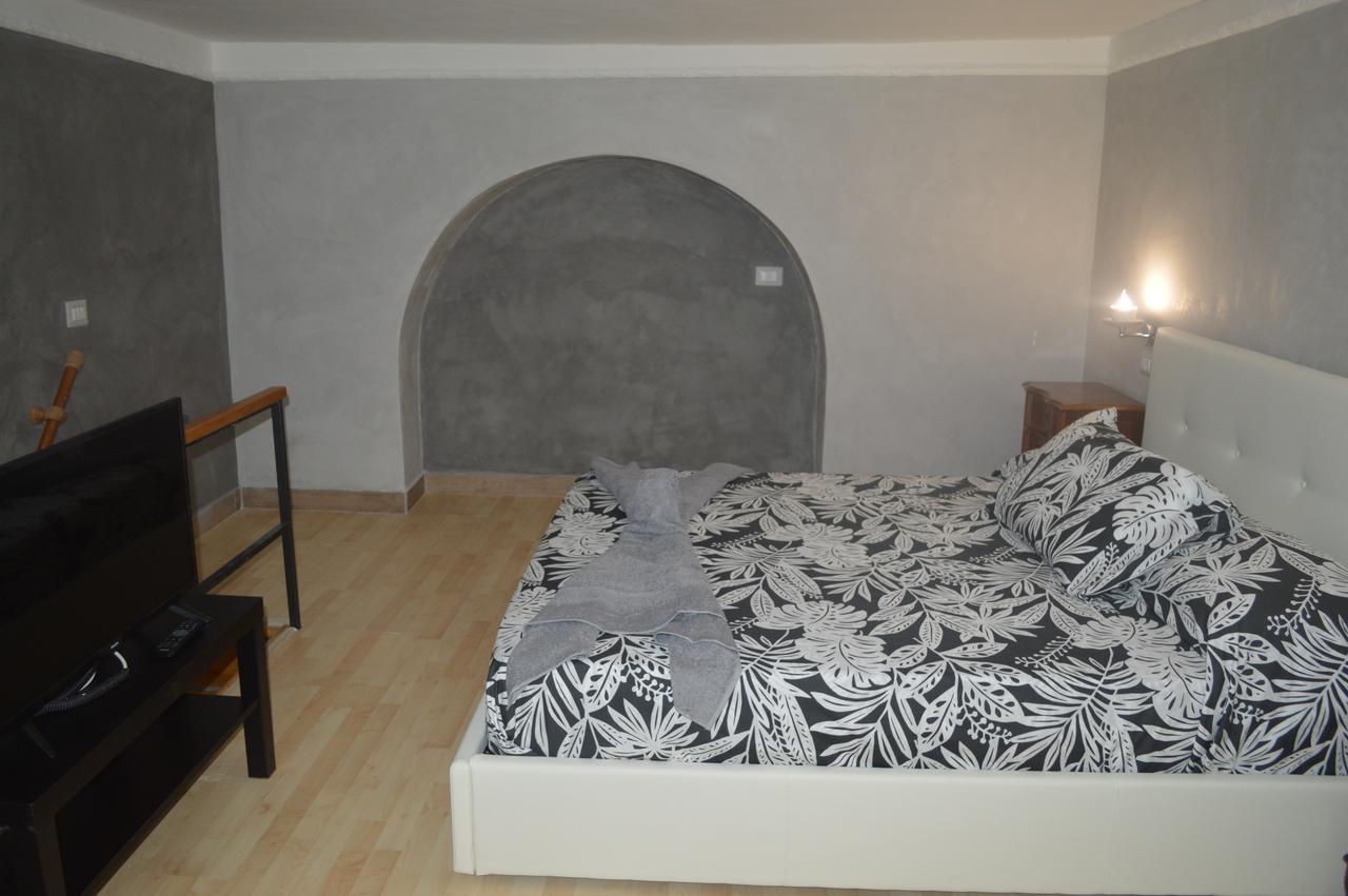 Petros Room Camere Salerno Exterior foto