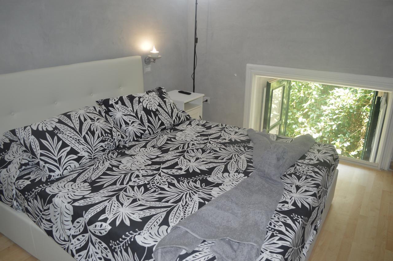 Petros Room Camere Salerno Exterior foto